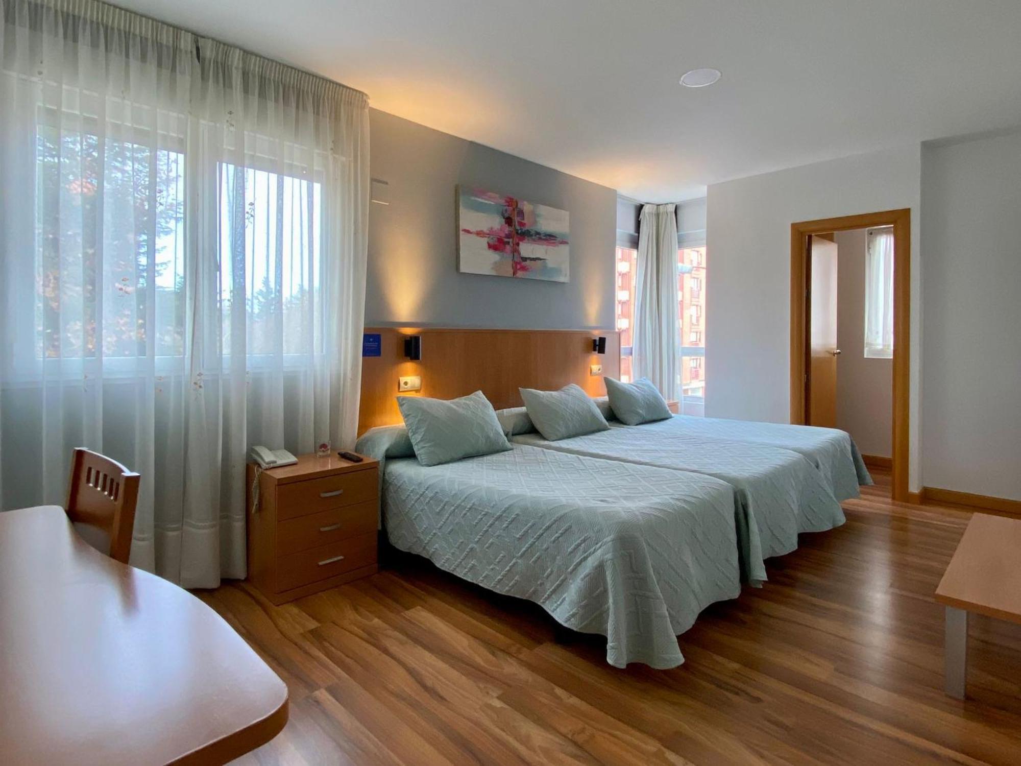 Hostal Rio Selmo Ponferrada Ngoại thất bức ảnh