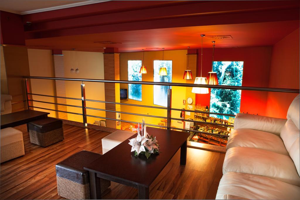Hostal Rio Selmo Ponferrada Ngoại thất bức ảnh